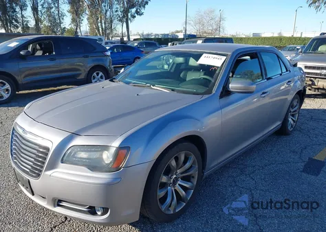2014 Chrysler 300 300S из США, поврежденный, VIN 2C3CCABG9EH261011